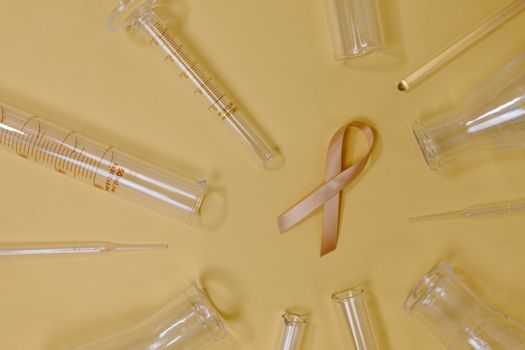 Peneliti di laboratorium biologi molekuler tengah mengerjakan pengembangan terapi berbasis rekayasa genetik, sebuah bidang yang kini menjadi ujung tombak revolusi pengobatan global. Kemajuan di sektor ini membuka peluang baru bagi pasien dengan penyakit yang selama ini dianggap tidak bisa disembuhkan.