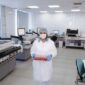 Laboratorium riset medis modern menjadi garis terdepan dalam perlombaan ilmu pengetahuan untuk memahami dan menyembuhkan penyakit hingga ke tingkat genetik, sebuah perubahan yang perlahan namun pasti mulai dirasakan dampaknya oleh pasien di seluruh dunia, termasuk Indonesia.
