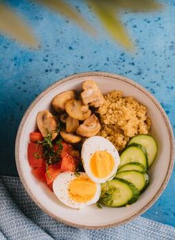 Menjelajahi Seni Menyusun Menu Sehat Harian Yang Nikmat Tanpa Merasa Tertekan Diet Ketat