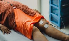 Terapi Gelombang Suara dan Cahaya Inframerah Solusi Pemulihan Stamina Modern